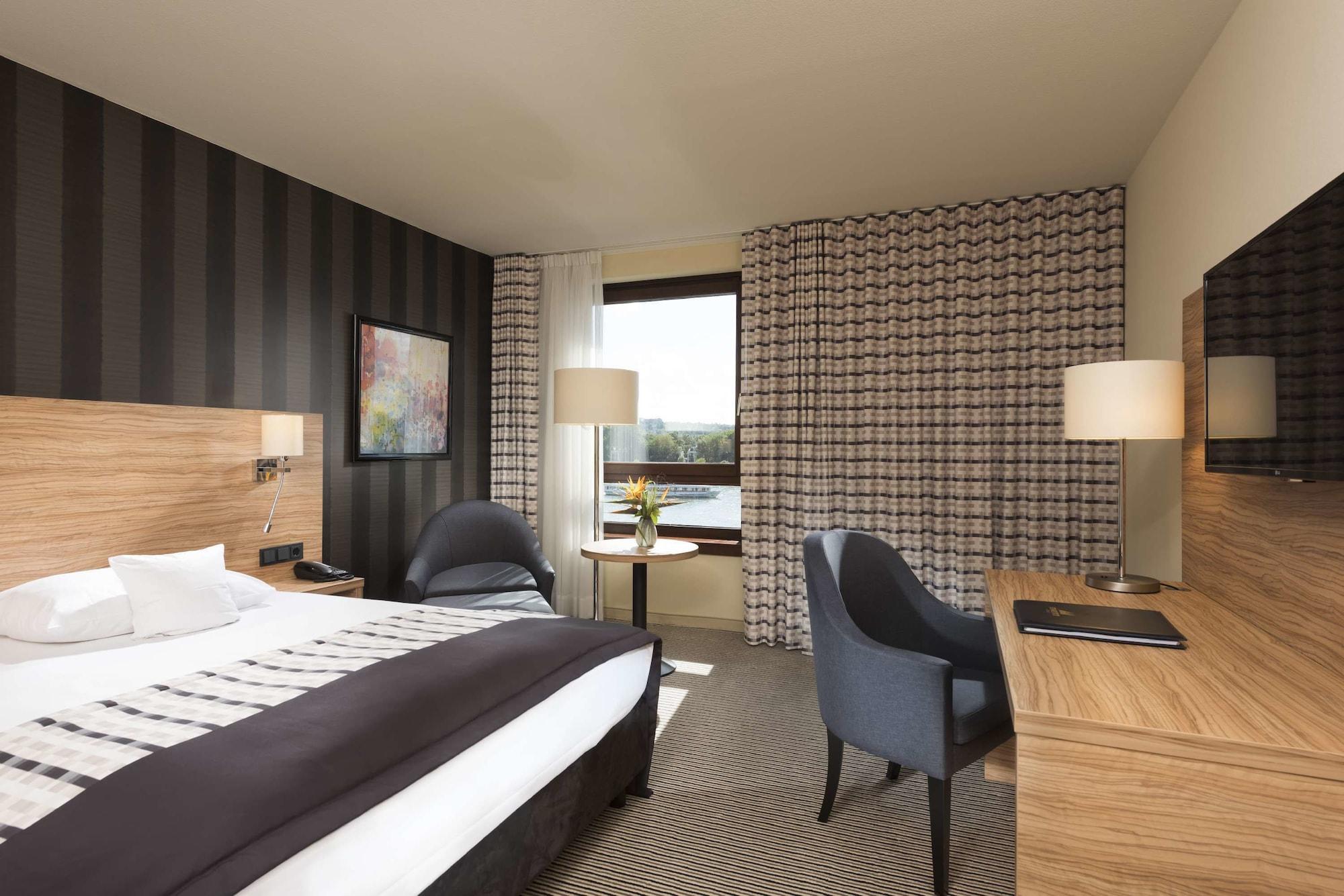 Maritim Hotel Königswinter Exteriör bild